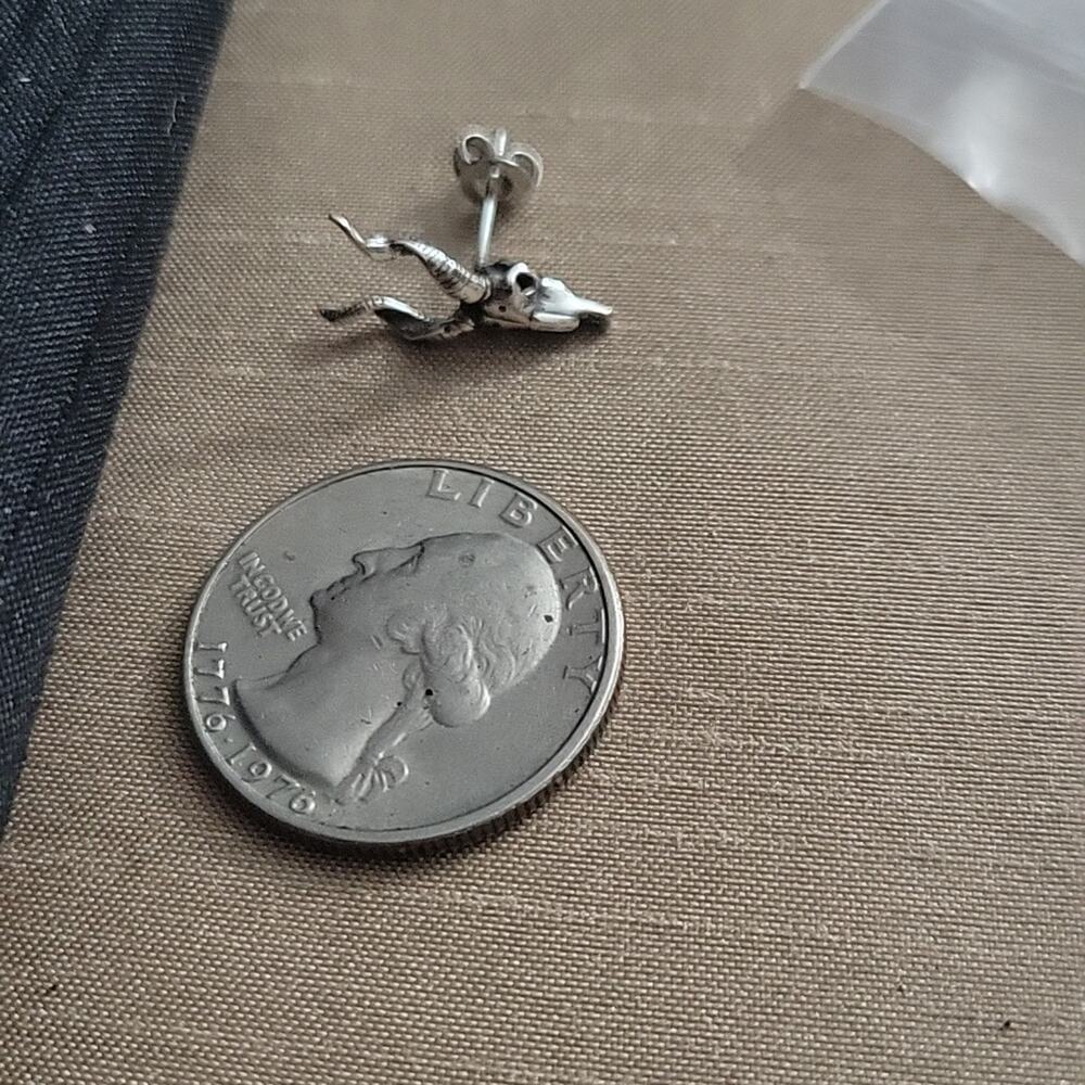 Goat skull with horns post earrings - Picture 2 of 2